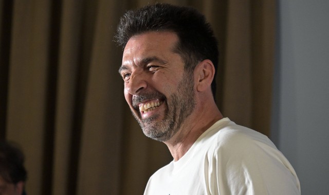 柠檬直播-布冯：斯帕莱蒂带领尤文强势回归，这支尤文有实力竞争意甲冠军