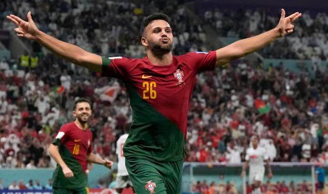 柠檬体育直播中超直播-【手记】卡佩罗的预言，与C罗的秀场