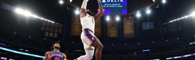 火药味未达到期待 三巨头合砍83分湖人稳收胜利