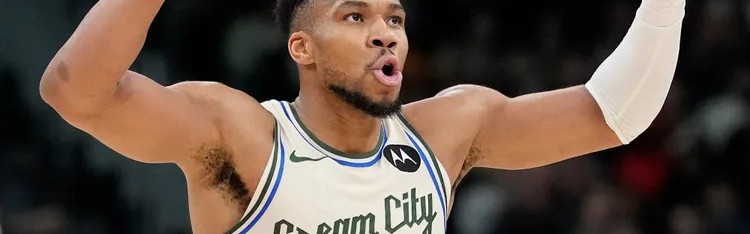 足球直播-交易截止日倒计时！雄鹿面前四条路：最极端是送走字母哥彻底重建